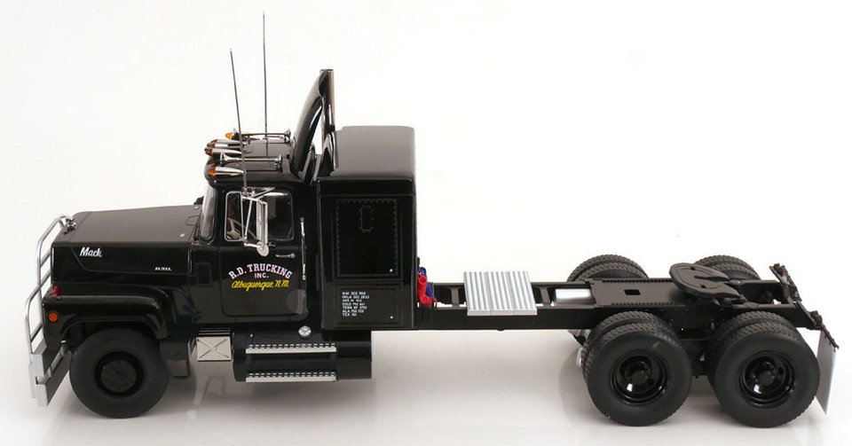 Camion Mack RL700L 1974 Noir 1/18 Road Kings RK180171, Métal, 2 Ouvrants