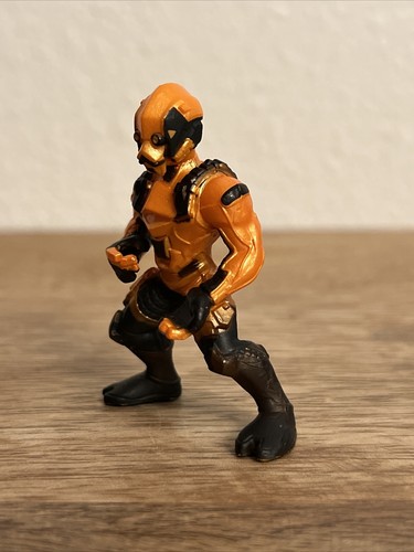 FORTNITE VERTEX MINI 2” FIGURA JUGUETE PVC (USADO) - Imagen 8 de 10