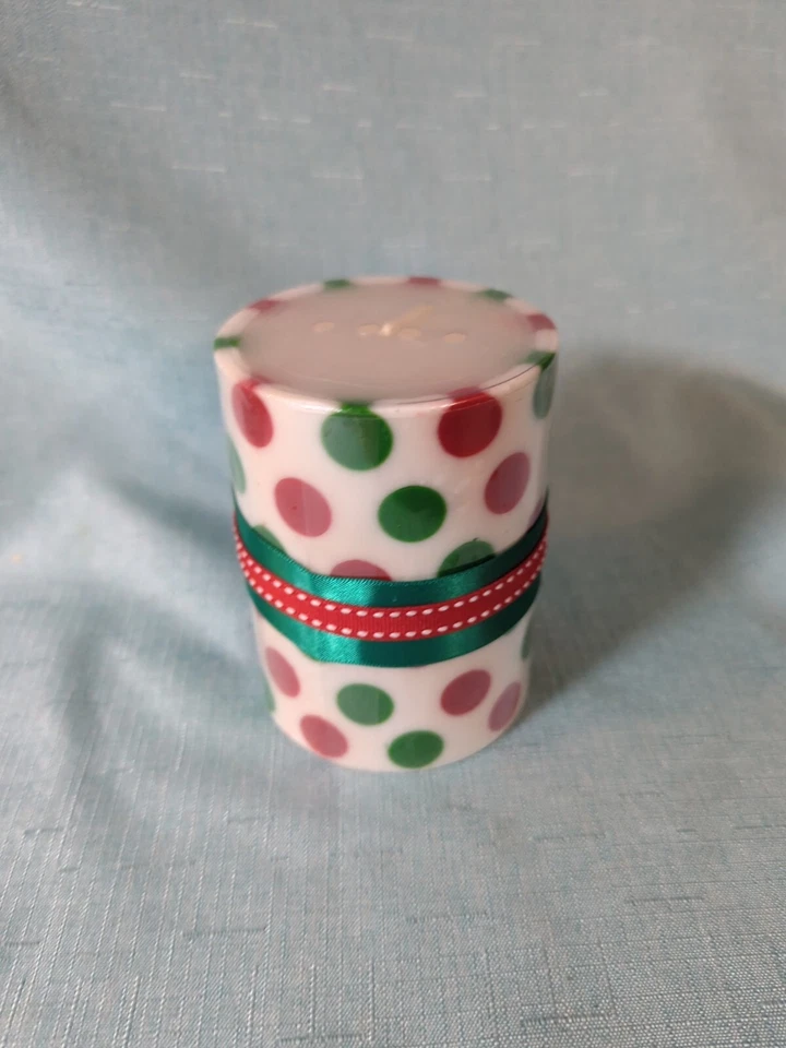 Pier One Single Wick Pillar Candle 3x4” Menta Fiesta Rojo Blanco Verde Lunares Foto 3 de 4