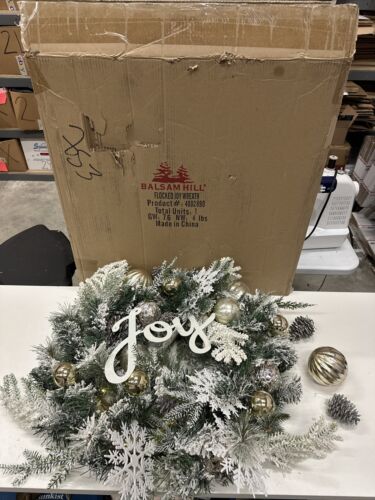 Balsam Hill Flocked Joy Wreath 28" Prelit 4002890 (Box distressed Open-Read