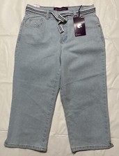 Gloria Vanderbilt Amanda Capri Jeans Size 6 Light Blue Stretch Denim Belt NWT