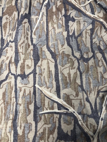 VTG Cabelas Large Outdoor Gear Camo Hunting Button Up Flannel - Picture 6 of 6