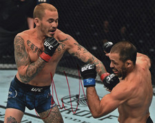UFC Fighting Championship Marlon Chito Vera Autographed 8x10 Photo COA #49 UFC Fighting Championship Marlon Chito Vera Autographed 8x10 Photo COA #49