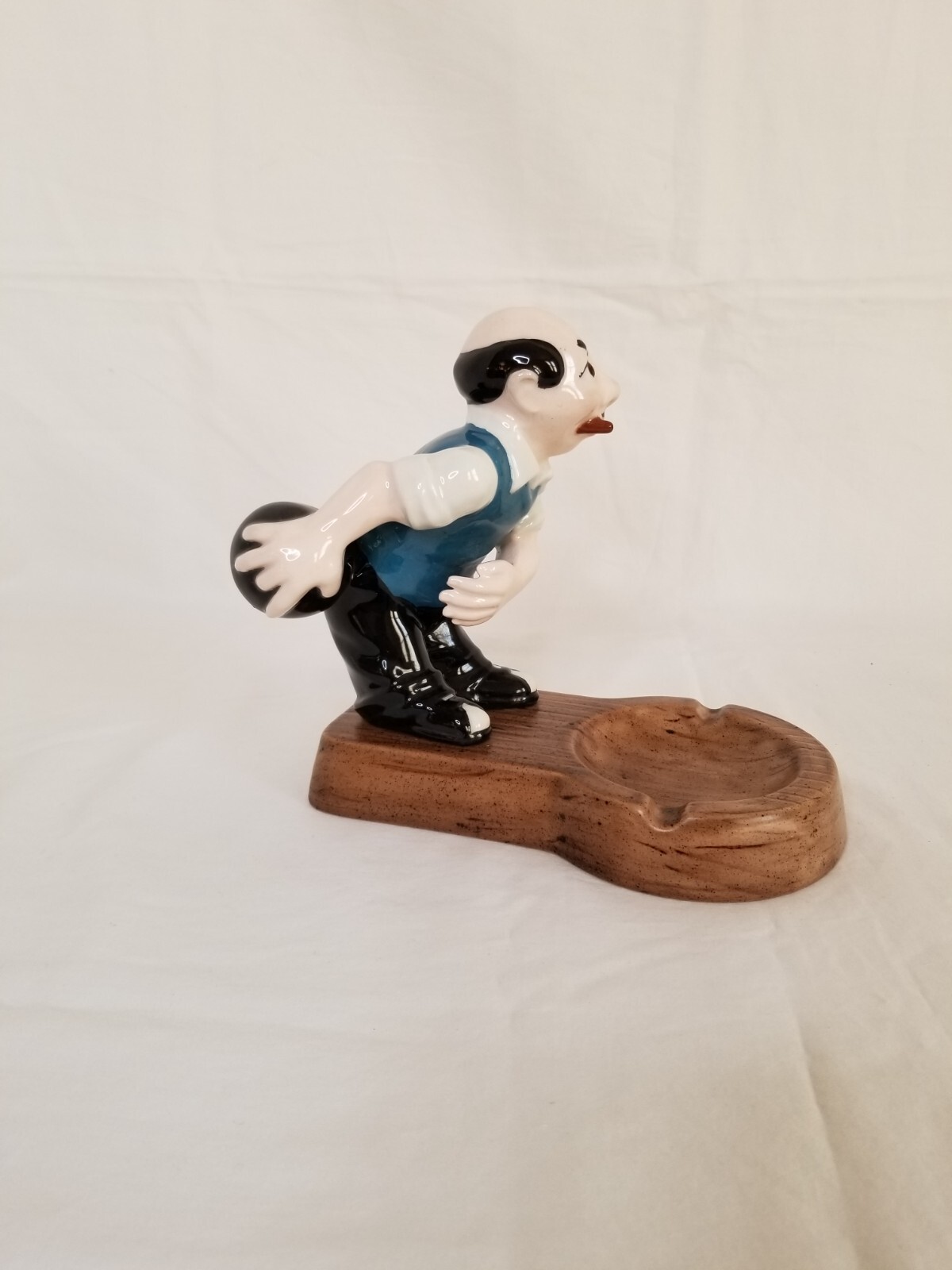 Picture 10 of 24