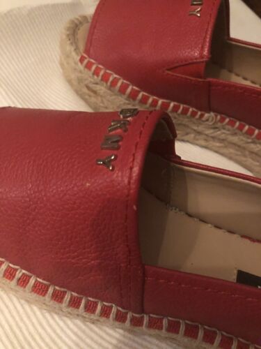 Sandalias de cuero rojo DkNy talla 5,5 - Imagen 9 de 9