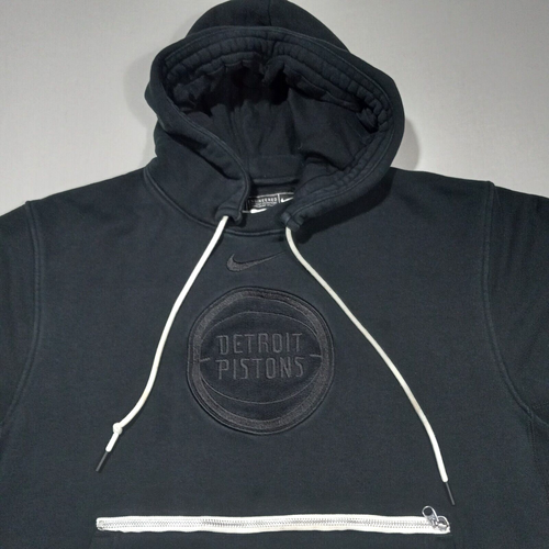 Men L Nike Detroit Pistons Black on Black Heavyweight Hoodie - Picture 1 of 8