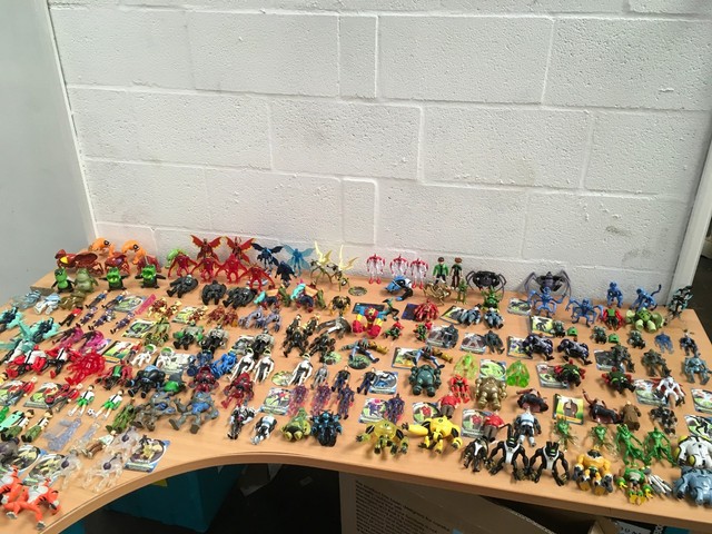 BEN 10 ACTION FIGURE 10CM WAYBIG ARTICGUANA OMNIVERSE ULTIMATE BUNDLE OF CHOICE BEN 10 ACTION FIGURE 10CM WAYBIG ARTICGUANA OMNIVERSE ULTIMATE BUNDLE OF CHOICE