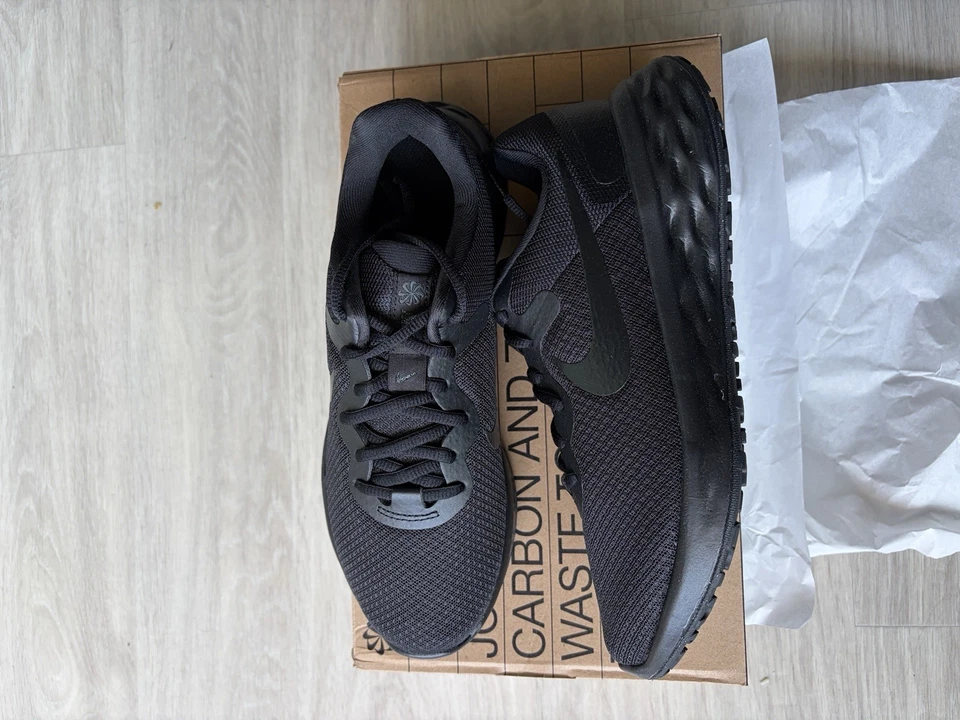 Nike Revolution 6 NN Homme Baskets Noir Lacets Course à pied EU 39 DC3728-001 - Photo 3/4
