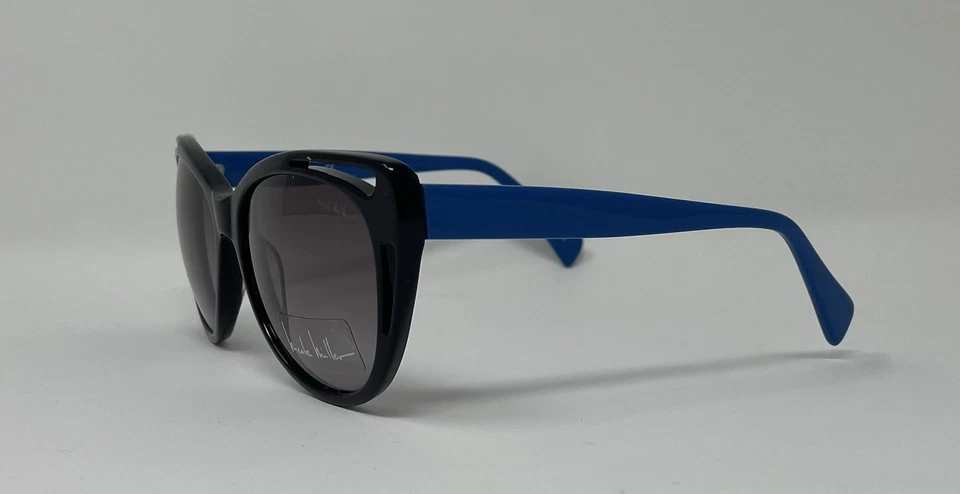 Gafas de sol Nicole Miller negras/azules Taylor Co1 ojo de gato, lentes grises. 57-17-135 Foto 2 de 3