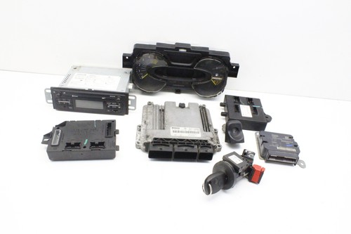 Renault Trafic III Van FG Engine ECU Set 237103984R 1.60 33079862 - Picture 1 of 12