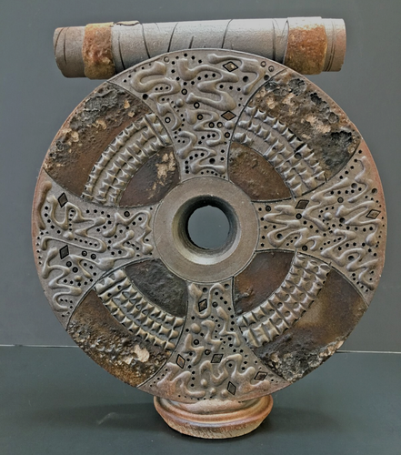 Raku Ceramic Disk Sculpture, Steve Fitzgerald – Celtic & Japanese Relic Inspired - Bild 3 von 20