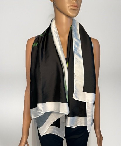 Victoria Beckham For Target Women's Calla Lily Black Scarf 46” x 46” Excellent - Bild 2 von 5