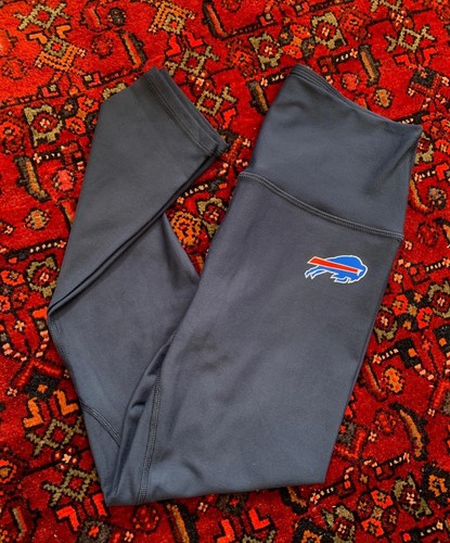 Buffalo Bills Brand New Women’s Workout Yoga Top And Bottom Kadi NFL NWT Medium - Picture 6 of 11