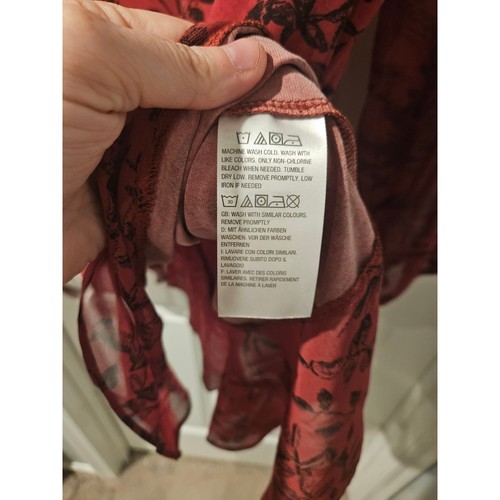 Susan Graver XL Liquid Knit Top Red Floral Sheer Sleeve Boho Asymmetr Hem Blouse - Picture 4 of 6