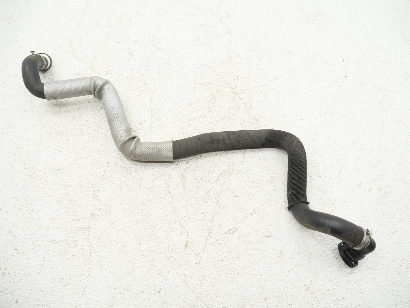 Audi R8 Spyder 2017-2023 Left Hose pipe P/N 4S0131605B