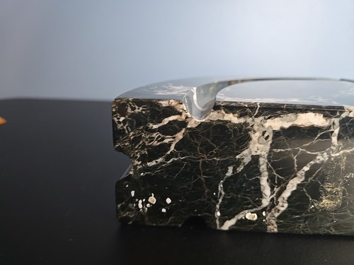 2 Italienische Post Modern Schwarz Marmor Handgeschnitzt Buchstützen MCM Retro Art Deco Schwer - Bild 9 von 13