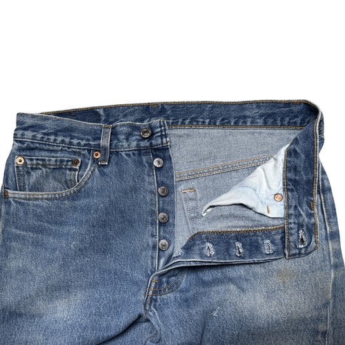 Jeans Levis vintage anni 90 lavaggio chiaro 32 x 32 denim 501-0115 bottoni mosca made in USA - Foto 5 di 10