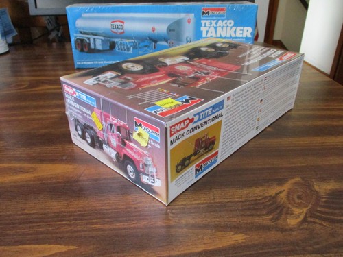 Vintage Monogram Snap Tite Mack Conventional/Tanker Trailer 1/32 Model Kit - Picture 6 of 21