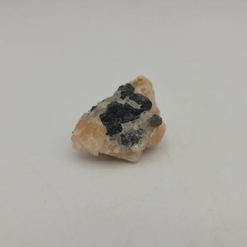 Hornblende Crystal 11g 2.8cm Canada Mineral Specimen Inosilicate Black Pink - Picture 4 of 12