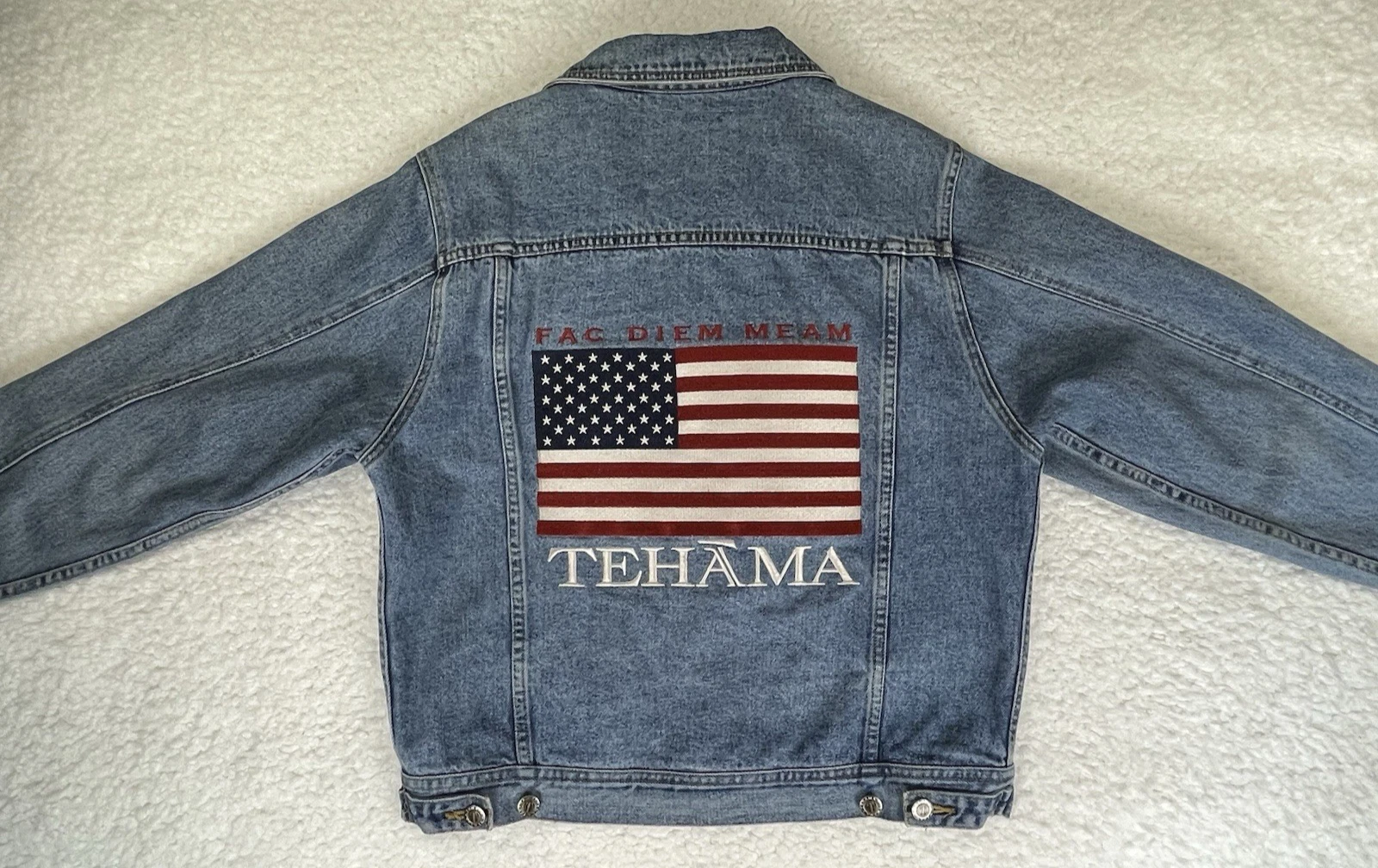 VTG Tehama-Clint Eastwood American Flag Embroidered Denim/Jean Jacket Unisex S - product detail image 4