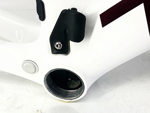 TREK Madone SLR Gen6 Road Frame Set Project One Carbon 56cm Disc White Used Auth - Picture 5 of 8