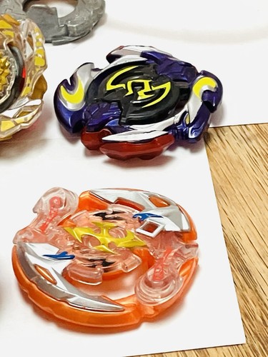 Beyblades verschiedene Spinner Werfer Lot einige komplett Takara Tomy - Bild 6 von 10