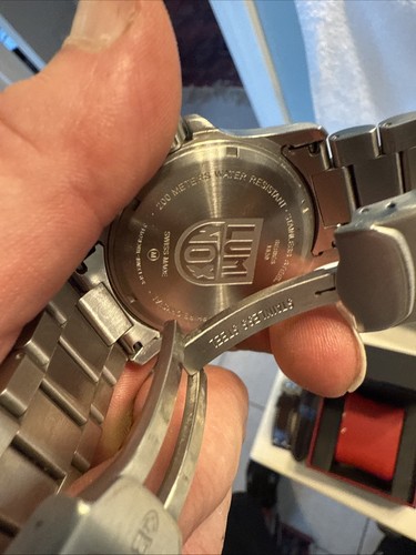 Luminox 1820 Field Watch - Picture 8 of 18