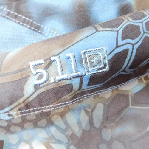 5.11 Tactical Shirt Men's L Long Sleeve Polo Blue Snakeskin Camo 1/2 Zip - Picture 6 of 12