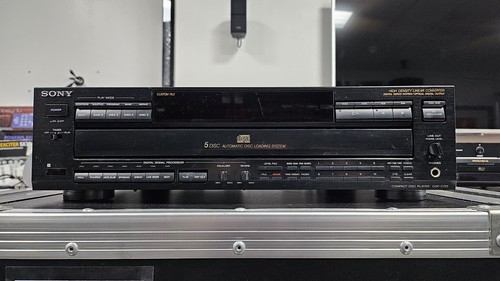 Vintage Sony CDP-C725 5-disc CD changer DSP Processor w Remote Control - Picture 2 of 6