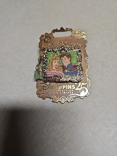 Disney Sleeping Beauty Happily Ever After Limited Edition Slider Pin - Picture 1 of 8