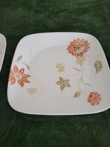 Set of 2 Corelle Vitrelle by Corning MATILDA 10.5" Square Dinner Plates - Picture 4 of 6