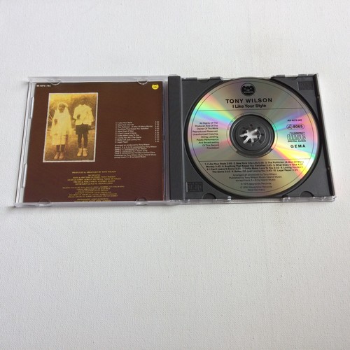 Tony Wilson I Like Your Style (1976) CD RARE Disco Funk Hot Chocolate Repertoire - Picture 3 of 3