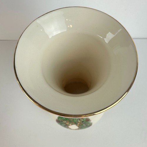 Vaso in porcellana irlandese CRE 6,5" con disegno nodo celtico e bordo oro fatto a mano in ga - Foto 5 di 6