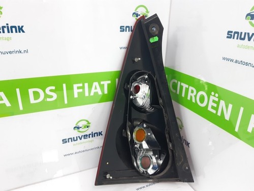 PILOTO TRASERA DERECHA Peugeot 107 Hatchback 1.0 12V (384F(1KR)) 2013 1607990380 - Imagen 2 de 3