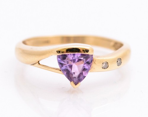 Vintage 9ct 9K Yellow Gold Ring With Trilliant Cut Amethyst & Natural Diamonds - Picture 3 of 10