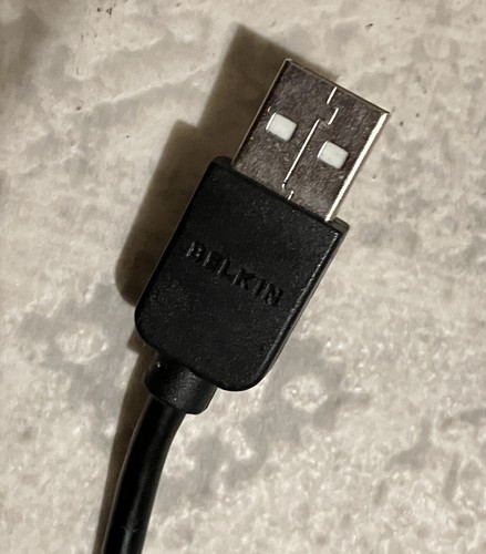 Cable de carga de sincronización Belkin F8Z328-03 para dispositivos Apple de colección - Imagen 4 de 4