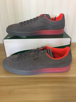 PUMA Mens Suede Classic Fade Future Fashion Sneaker