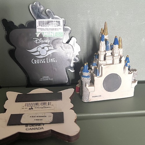 Disney Parks Walt Disney World Magic Kingdom Cinderella 3D Schloss Magnete etc.. - Bild 11 von 22