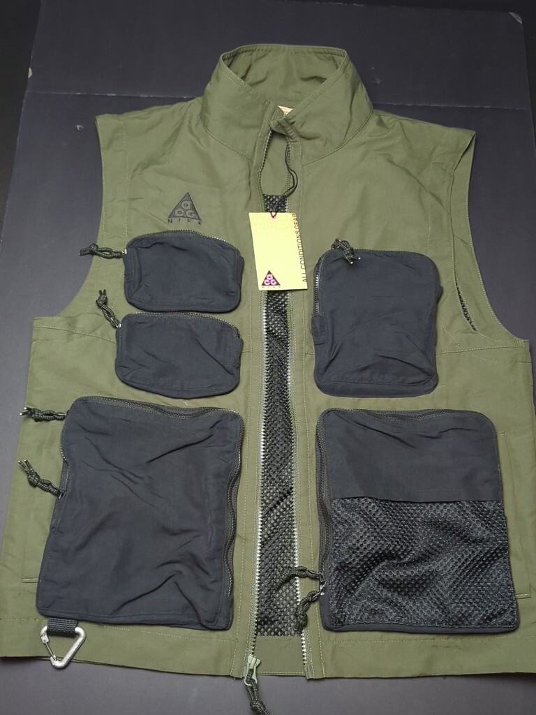 Men's Size XS - Nike ACG Cargo Utility Multi Vest Pockets Tactical