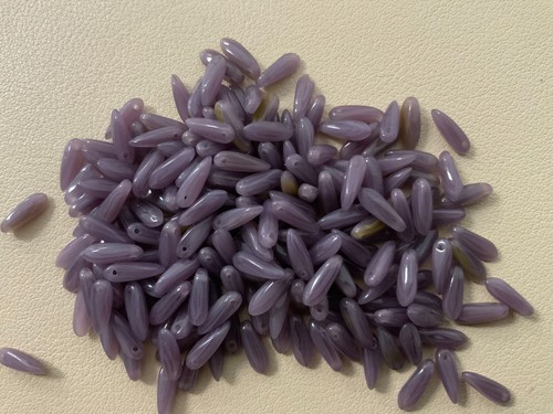 Czech Glass Dagger Beads 9x3mm approx 15 grams - Picture 4 of 10
