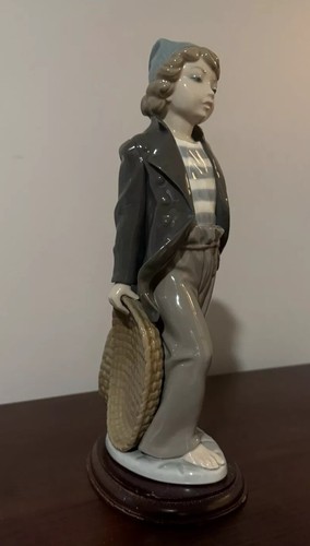 Lladro 5055 ~ Shipboy with Baskets ~ Excellent Condition - Picture 8 of 21