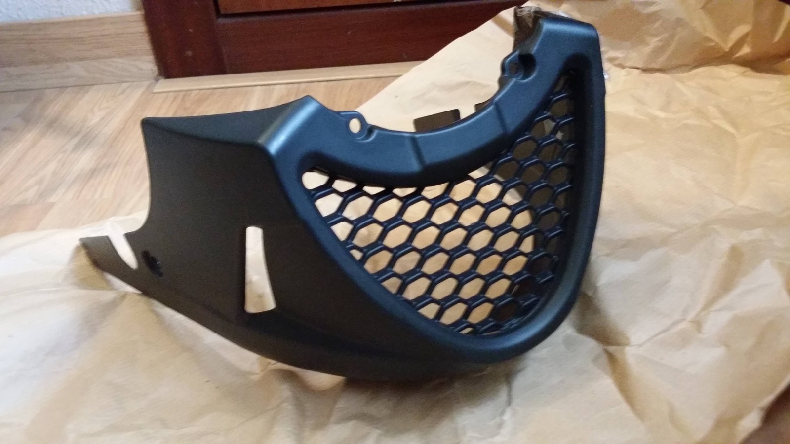 Picture 1 of 2
