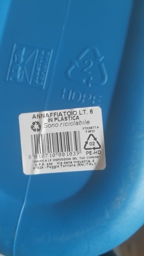 ANNAFFIATOIO DA GIARDINO IN PLASTICA AZZURRO 6L CON DOCCETTA TERMINALE A ROSA - Foto 5 di 5