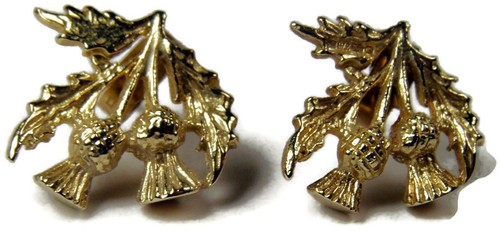 Estate Fresh! 9K Yellow Gold Scottish Thistle Post Earrings 3 grams - Picture 4 of 4
