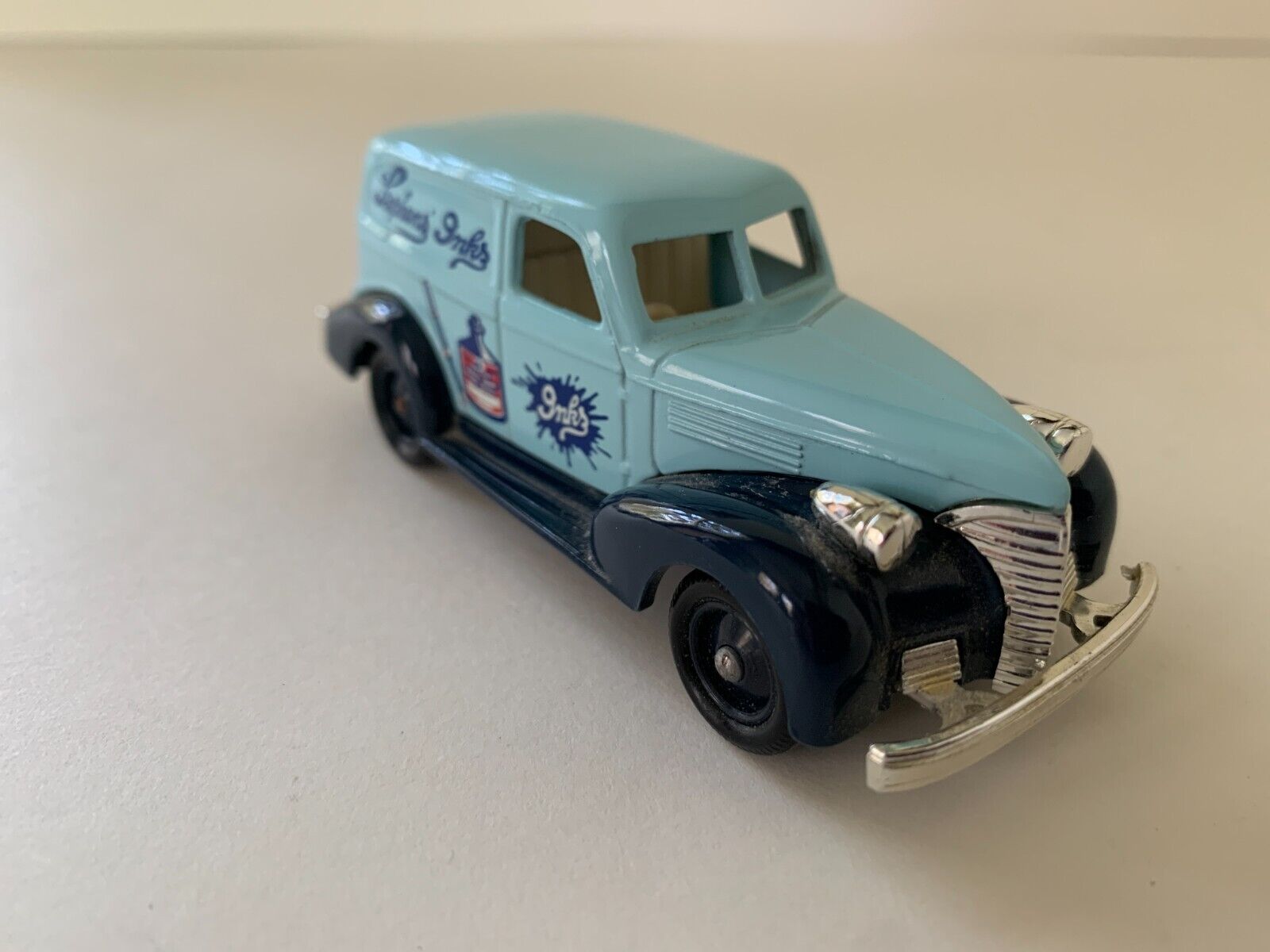 Picture 2 of 6
