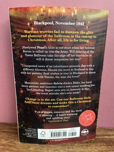 The Ballroom Girls: Christmas Dreams by Jenny Holmes. Paperback, 2023. - Bild 2 von 2