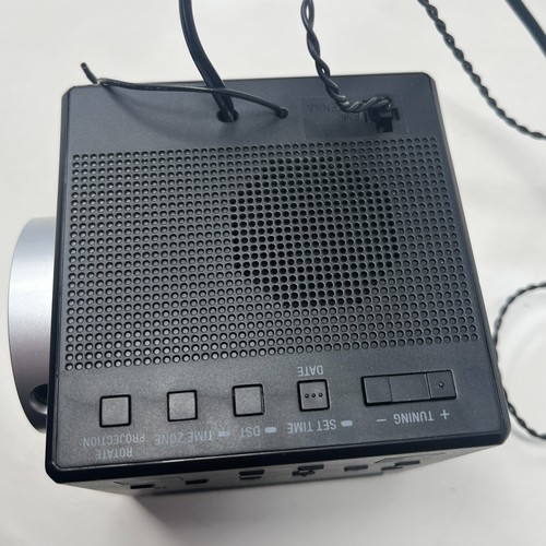 Sony Cube ICF-C1PJ Clock Radio AM/FM Nature Sounds & Projection w/Power Adapter - Picture 9 of 15