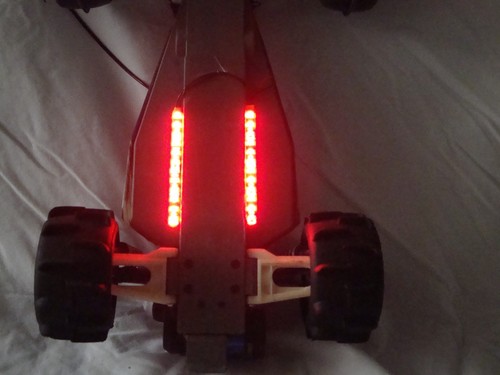 Traxxas T-Maxx / E-Maxx Version 2, 24 LED light Underglow Kit - Picture 5 of 5
