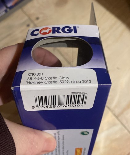 Br 4-6-0 Castle Class 'Nunney Castle' 5029, Circa 2013 1:120 CORGI (Standing - Picture 4 of 4