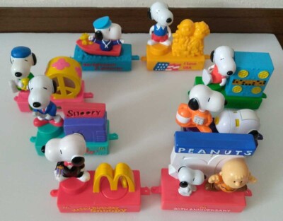 PEANUTS x McDonald's Snoopy Toy All Complete Set Happy Set